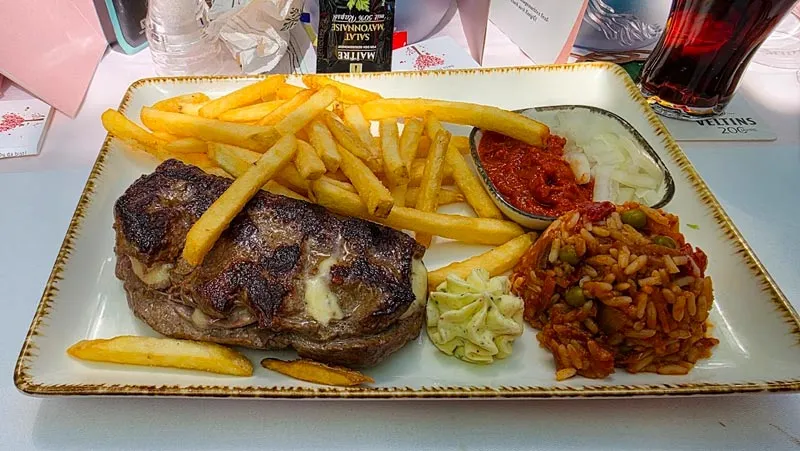 Frisch zubereitete Gerichte